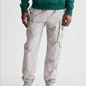 Light grey Urban Outfitters men’s cargo pants